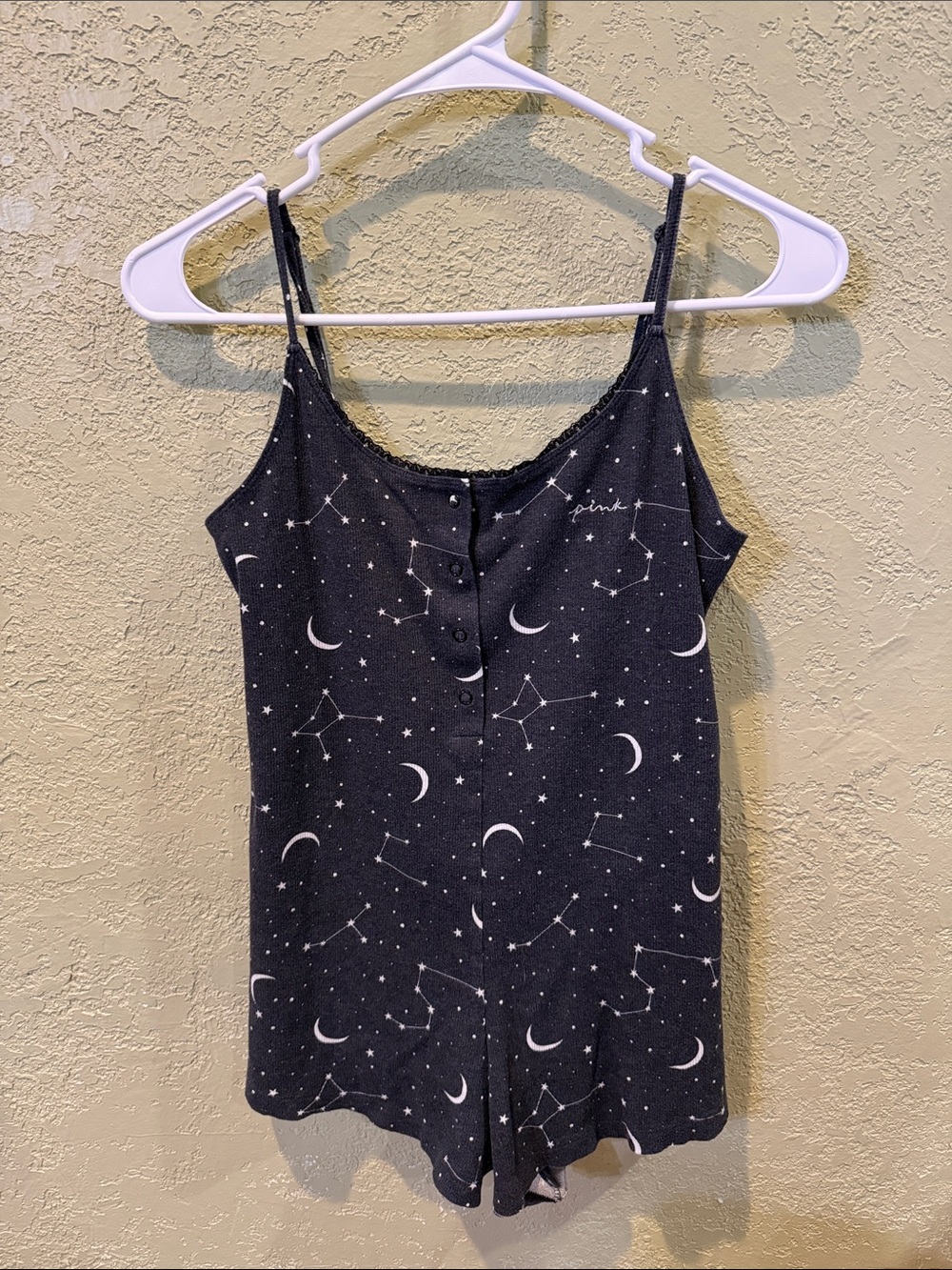 PINK Victoria's Secret Black Moon & Star Print Pajama Outfit